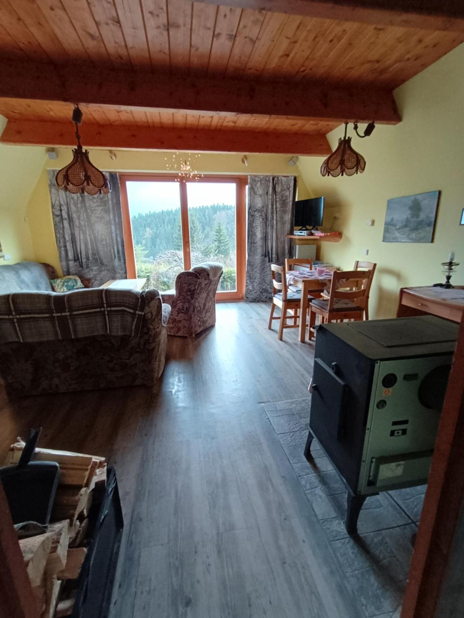 Chata S Vyhledem Jáchymov Esterno foto